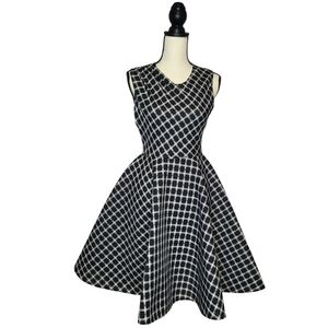 Maje Dress Black White Windowpane Plaid  Sleeveless Fit And Flare Skirt Sz Small